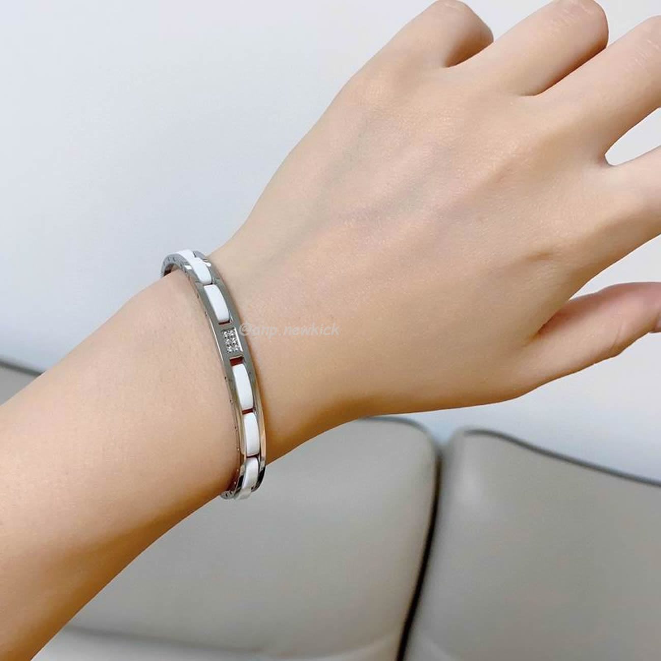 Cartier Bracelet 18k Gold (3) - www.newkick.org